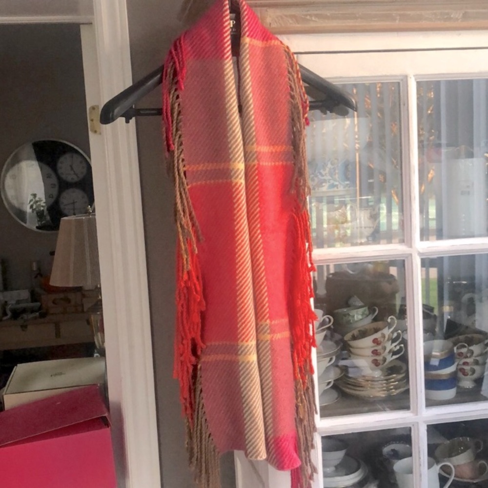 NWOT ECHO Cashmere Lambswool Blend Plaid Scarf